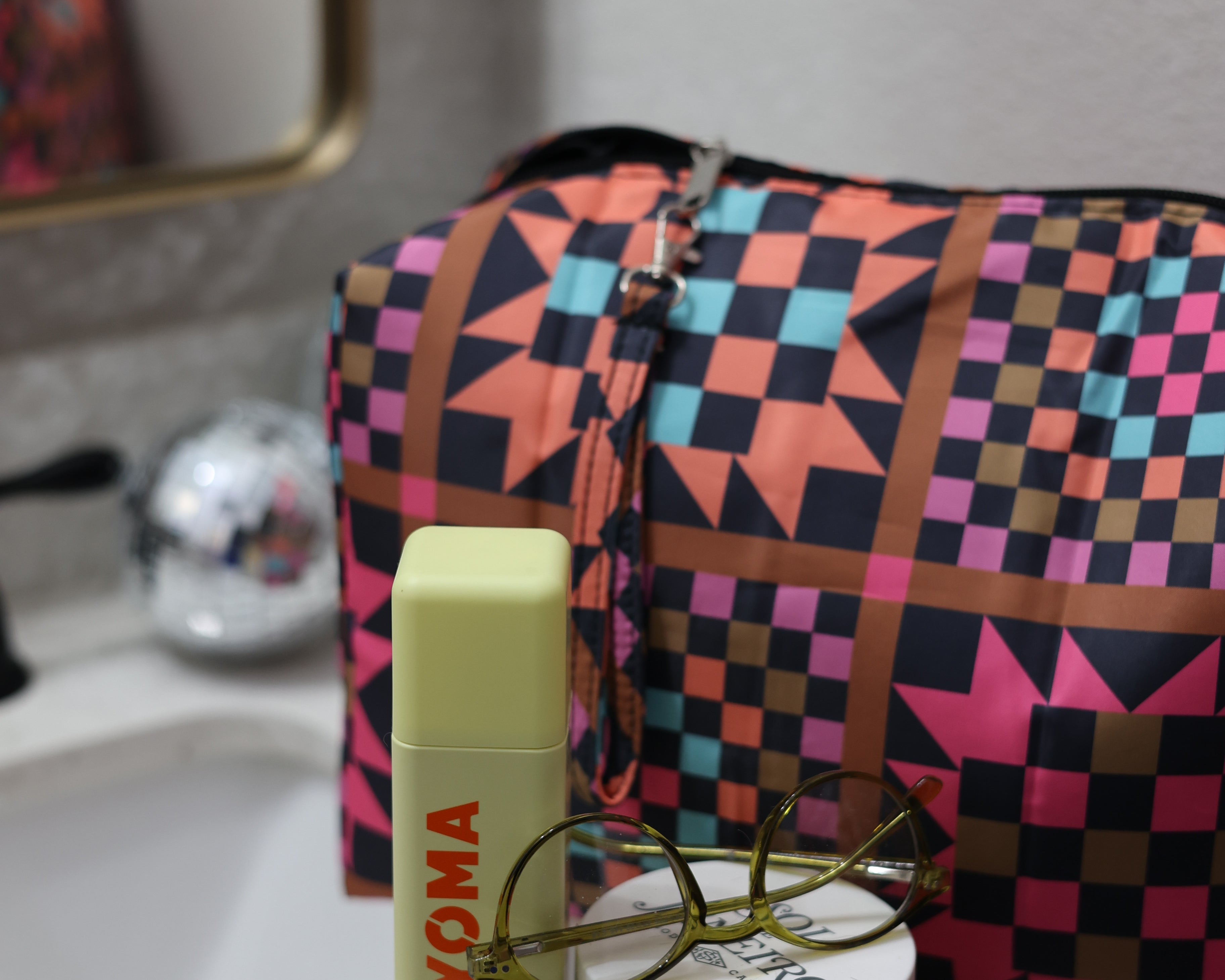 Gifts & Accessories